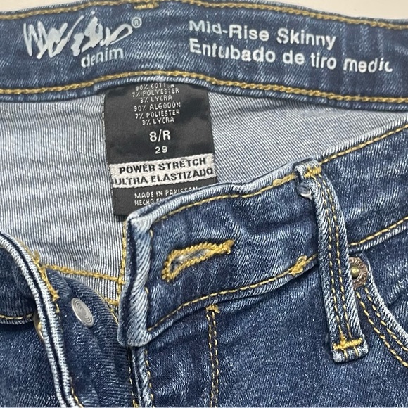 Mossimo Mid Rise Skinny Jeans Size 8/R - Picture 4 of 4